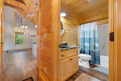 MOUNTAIN CABIN - Beautiful home offering open concept with - photo 28