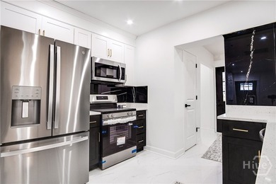 Don't miss this fully renovated 3-bedroom, 2-bath home in the - photo 8