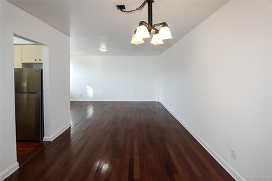 Enjoy comfortable living in this recently renovated one bedroom - photo 5