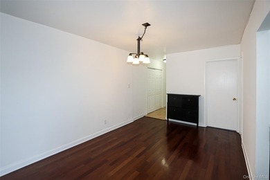 Enjoy comfortable living in this recently renovated one bedroom - photo 9
