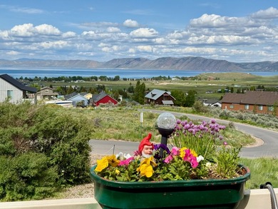 Spectacular Bear Lake Views, Year Round Comfort and Endless - photo 9