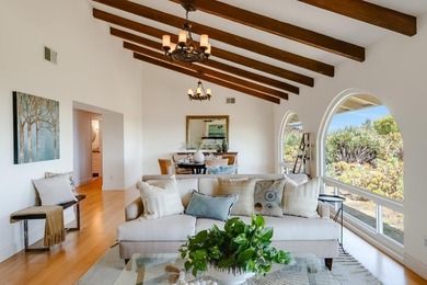 The view is the headline. Expansive. Unforgettable - photo 11