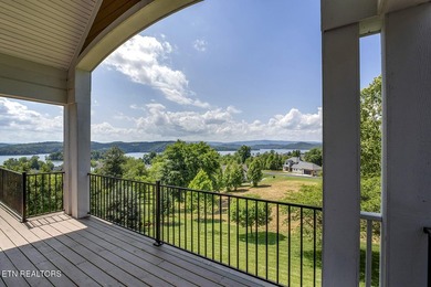 Are you looking for a stunning custom-built home with - photo 14