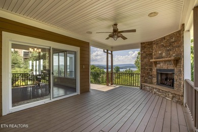 Are you looking for a stunning custom-built home with - photo 16