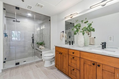 Welcome to this freshly remodeled high-end luxury loft in the - photo 17