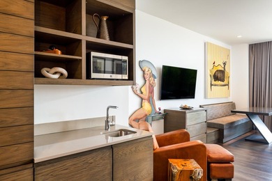 Premier west-facing Limelight Hotel Residence with Baldy views - photo 18