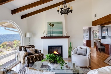 The view is the headline. Expansive. Unforgettable - photo 19