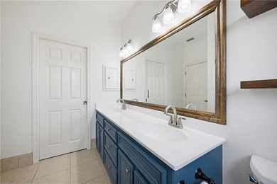 This delightful 2-bedroom, 2-bath townhome is primed for its new - photo 24