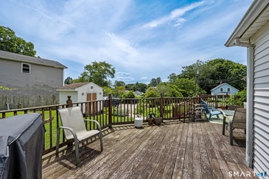 Welcome to 58 Vivian Street, a well maintained Cape that offers - photo 37