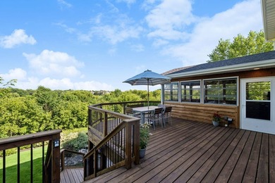 A backyard retreat unlike any other, paired with panoramic - photo 37