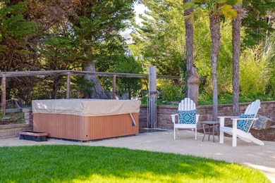 The view is the headline. Expansive. Unforgettable - photo 43