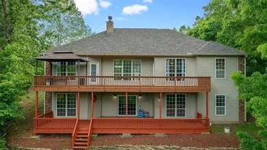 Tucked away in a private, gated community surrounded by natural - photo 45