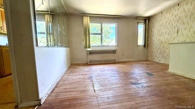 1 Bedroom - Upper Corner unt , facing to South & Northern - photo 12