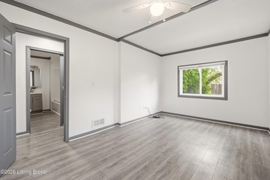 Welcome to 4002 Greenwood Ave, a beautifully updated home - photo 14