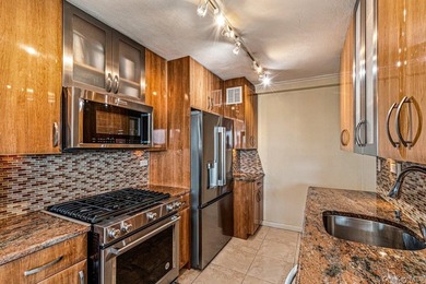 Experience effortless luxury in this beautifully renovated 3-BR - photo 14