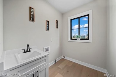 Welcome to lakeside living with this incredible new construction - photo 14