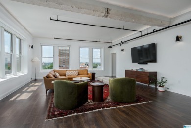 Welcome to Unit 400 at The Alston, a beautifully appointed