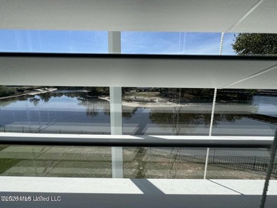 TENANT OCCUPIED - 48-HOUR NOTICE TO VIEW - CALL TO SET UP AN - photo 18