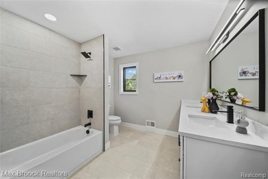 Welcome to lakeside living with this incredible new construction - photo 18