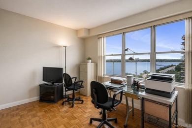 Experience effortless luxury in this beautifully renovated 3-BR - photo 25