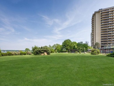 Experience effortless luxury in this beautifully renovated 3-BR - photo 30