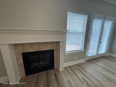 TENANT OCCUPIED - 48-HOUR NOTICE TO VIEW - CALL TO SET UP AN - photo 33