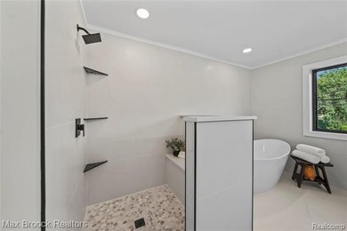 Welcome to lakeside living with this incredible new construction - photo 34