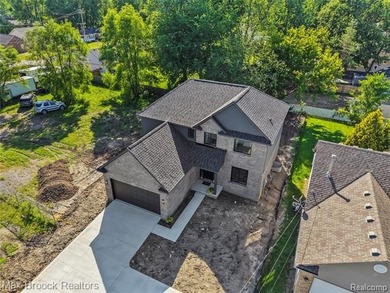Welcome to lakeside living with this incredible new construction - photo 41