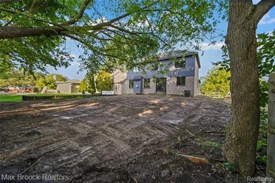 Welcome to lakeside living with this incredible new construction - photo 45