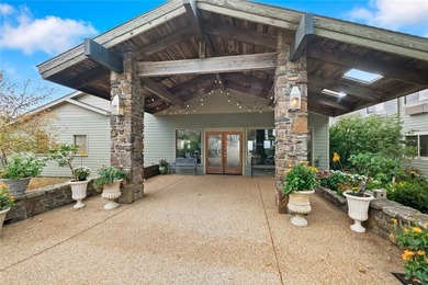 Whitney Mountain Lodge - a rare gem perched 700' above Beaver - photo 5