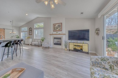 Welcome to 247 Arguello Dr., a beautifully maintained home - photo 9