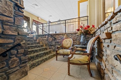 Whitney Mountain Lodge - a rare gem perched 700' above Beaver - photo 10