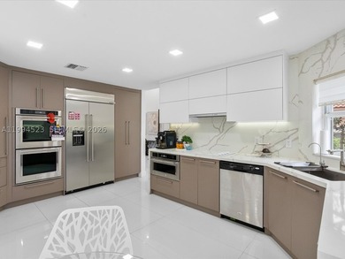 Beautiful, completely updated waterfront two-story home offering - photo 18