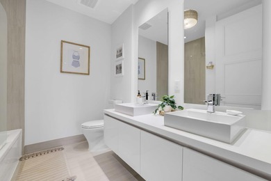 Originally designed as a 3 bedroom floorplan and thoughtfully - photo 23