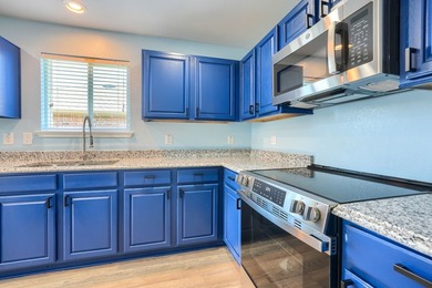 Stunning Full Remodel - Move-In Ready! Welcome to this - photo 5