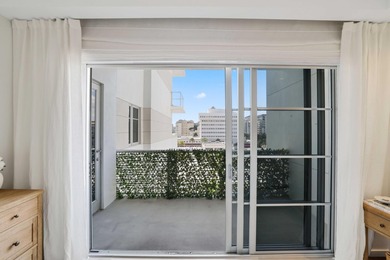Originally designed as a 3 bedroom floorplan and thoughtfully - photo 27