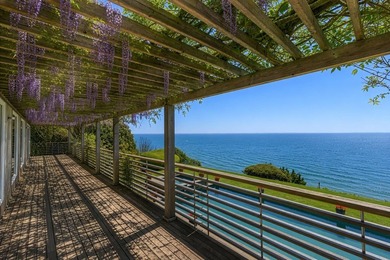 Malibu meets the Hamptons with this stunning 4 bedroom, 4.5 - photo 5