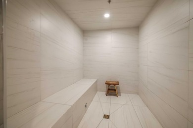 Originally designed as a 3 bedroom floorplan and thoughtfully - photo 40