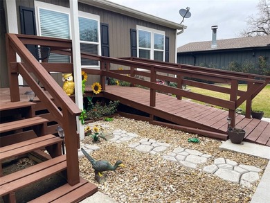 Beautiful Lake View!  Waterfront Home on Teague Club Lake!  Stay - photo 6