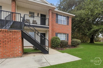 Fantastic first-floor end unit with classic all-brick - photo 4