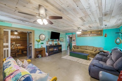 Escape to the peaceful beauty of East Texas with this unique - photo 14