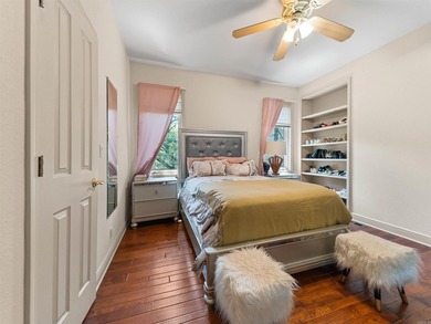 Perched at over 1,000 feet in elevation, this beautiful home - photo 15
