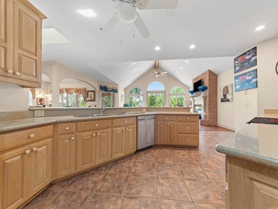 Perched at over 1,000 feet in elevation, this beautiful home - photo 17