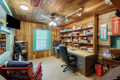 Escape to the peaceful beauty of East Texas with this unique - photo 17