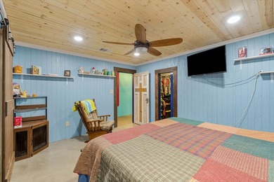 Escape to the peaceful beauty of East Texas with this unique - photo 20