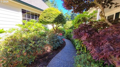 Stunning farmhouse & SHOP on 1.18 manicured acres! Nestled - photo 28