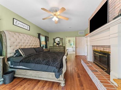 Perched at over 1,000 feet in elevation, this beautiful home - photo 32