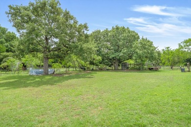 Escape to the peaceful beauty of East Texas with this unique - photo 34