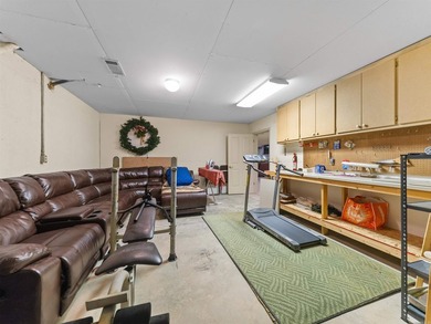 Perched at over 1,000 feet in elevation, this beautiful home - photo 45