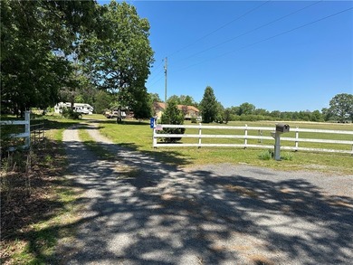 Greers Ferry Lake Home For Sale in Other AR Arkansas